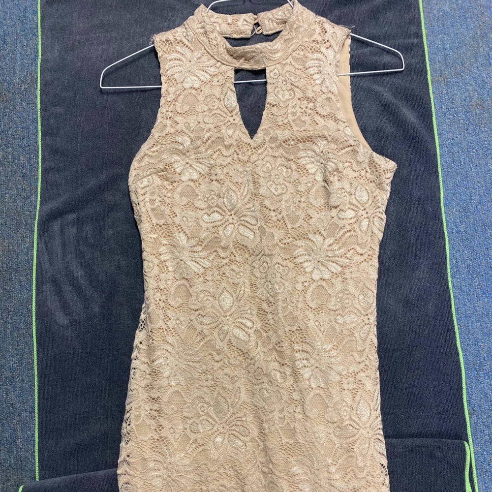 Women’s dress